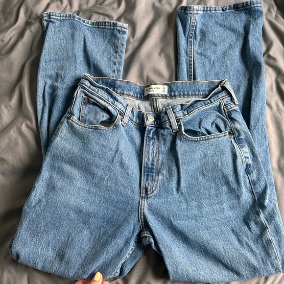 abercrombie & fitch the baggy mid rise jeans - Picture 2 of 3